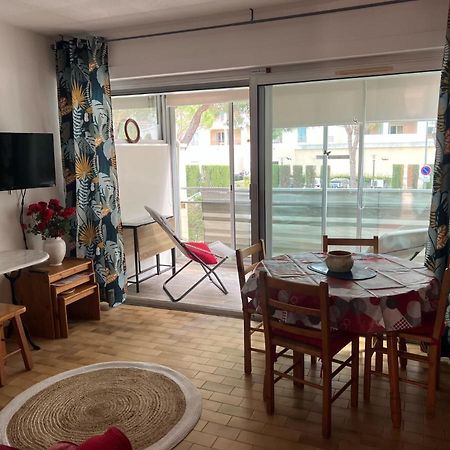 T2 Avec Veranda Et Piscine A Mandelieu La Napoule エクステリア 写真
